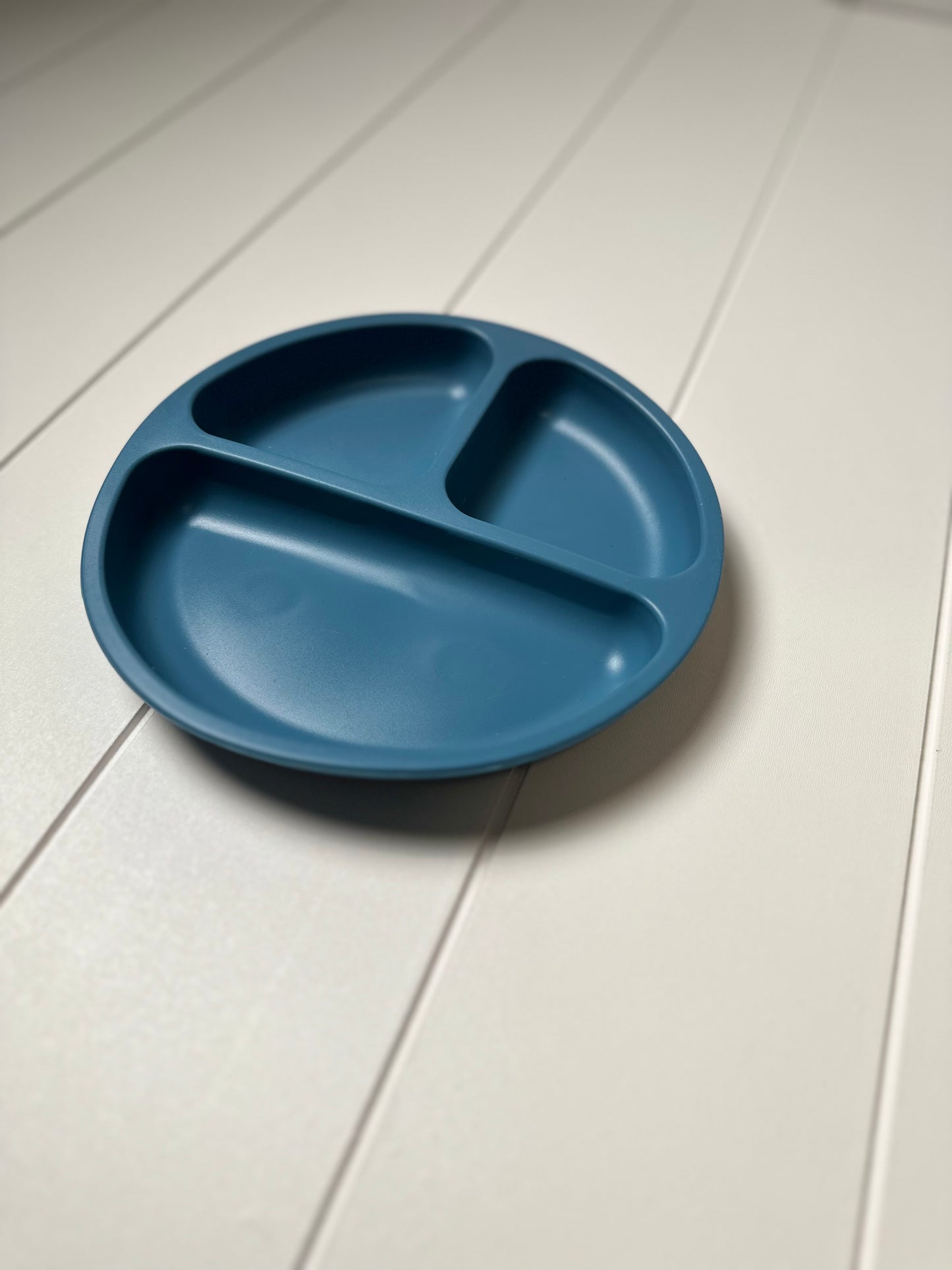 Suction Cup Plate - Cobalt Blue